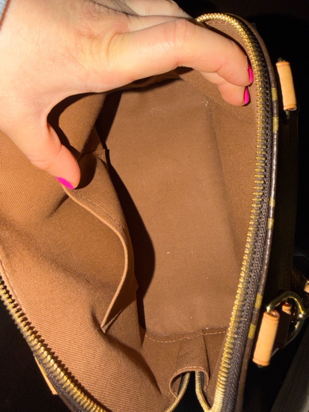 Louis Vuitton Monogram Alma BB - Picture 8 of 9